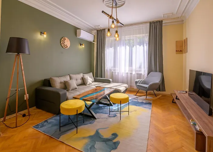 2 Deluxe Apartments, Center Free Parking, 4 Bdr ソフィア