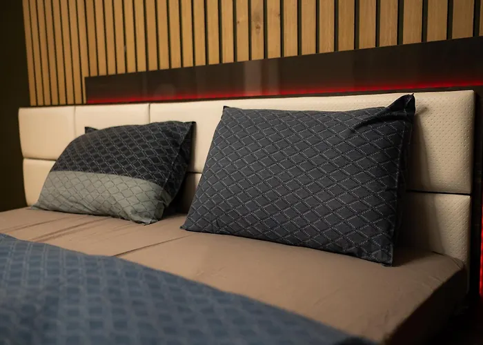 2 Deluxe Apartments, Center Free Parking, 4 Bdr アパート *