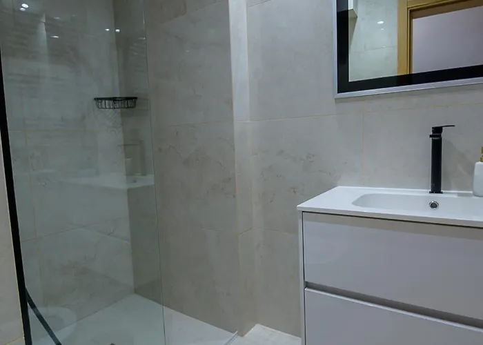 アパート 2 Deluxe Apartments, Center Free Parking, 4 Bdr *