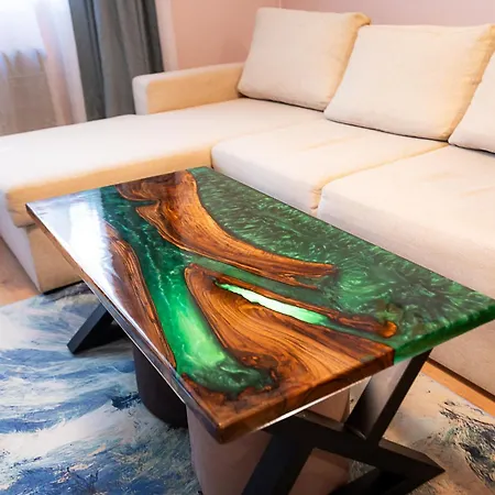 2 Deluxe Apartments, Center Free Parking, 4 Bdr *